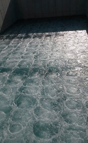 agua depur&aacute;ndose